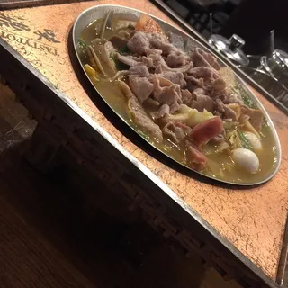 #5. Stinky Tofu Hot Soup