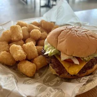 Tasty's Classic Cheeseburger w/ Tots