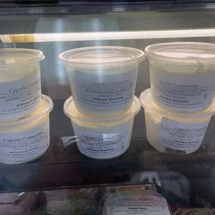 This banana pudding is very good and rich!