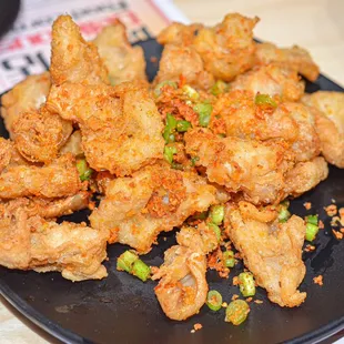 FRIED SQUID w / SPICY SALT