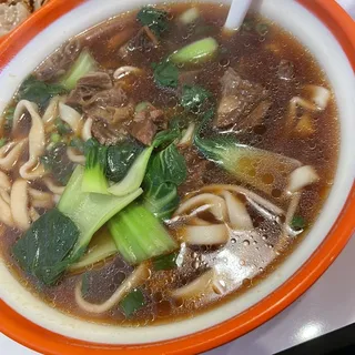 29. Sour Chili Beef Sliced Soup Special