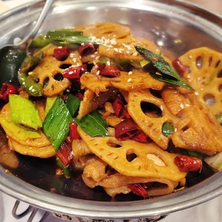 47. Sliced Pork Belly with Lotus Root Skillet