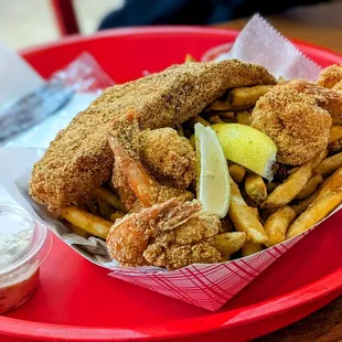 Shrimp and Catfish Basket
