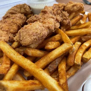Fried Cajun Chicken Tenders Basket