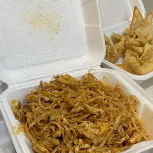 Chicken Pad Thai (to go)