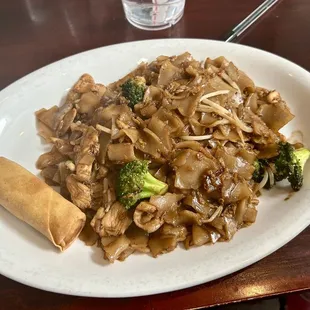 Pad See Eiw aka Drunken noodles