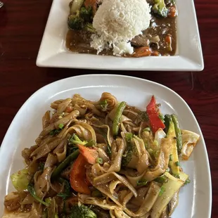 31. Drunken Noodles 55. Beef and Broccoli