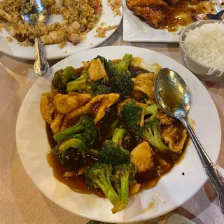 7. Chicken with Broccoli Entree
