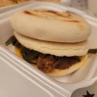 Stir- Fry Lamb with Cumin Burger 孜然羊肉夹馍