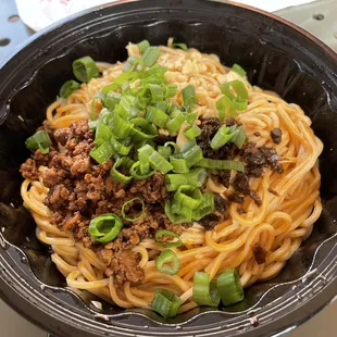 Dan Dan noodles | IG: @bobabitchess