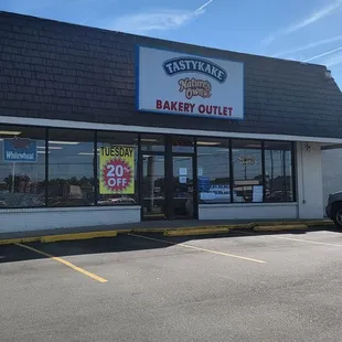 Tastykake Discount Bakery