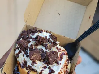 Cinnaholic