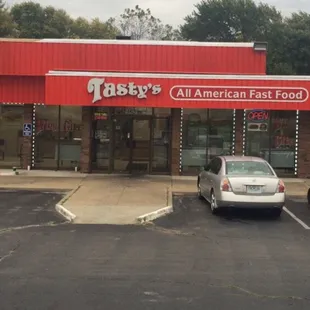 TASTY'S ALL AMERICAN FOOD AND FRIED FISH &amp; CHICKEN