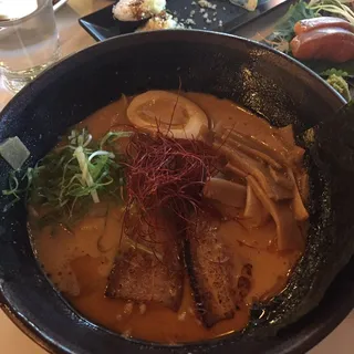 Spicy Garlic Miso Ramen