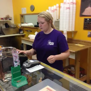 Cute blonde girl that was nice and helpful