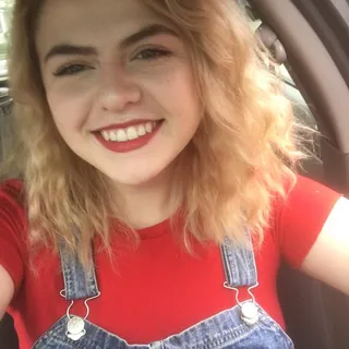 Mackenzie R.