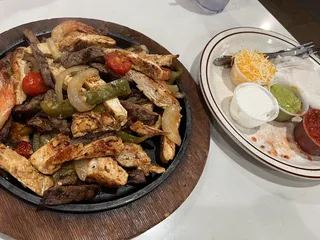 The Dining Car & Market