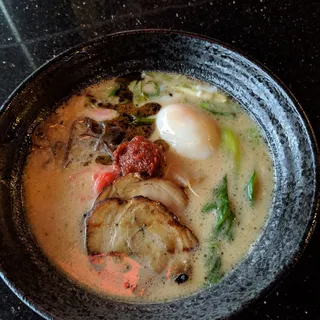 Spicy Tonkotsu Ramen*