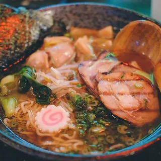 Shoyu Tonkotsu Ramen*