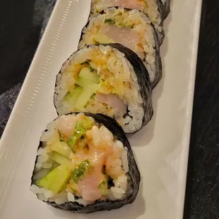 Spicy Yellowtail Roll