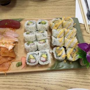 Maki sashimi platter.