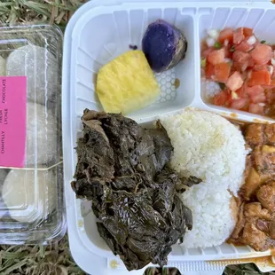 Laulau and pastele stew mixed plate. Mochi was from another restaurant