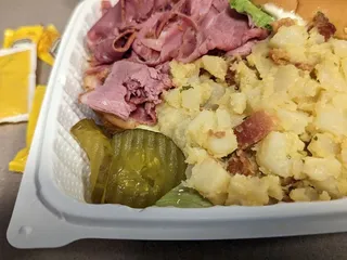 Masa's Cafeteria