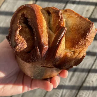 Cinnamon & Pecan Rose