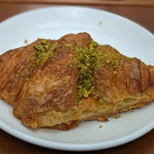 Pistachio Croissant