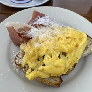 GF Prosciutto Scrambled Egg Plate