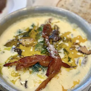 Potato, mushroom and bacon shakshuka
