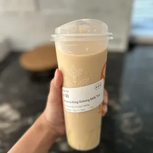 Phoenix King Oolong Milk Tea 24oz