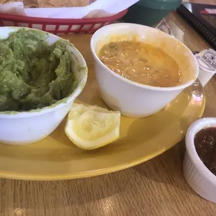 Guacamole Queso and salsa