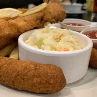 Catfish lunch special