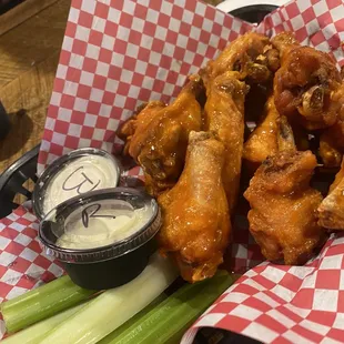 Buffalo wings - good too!!!