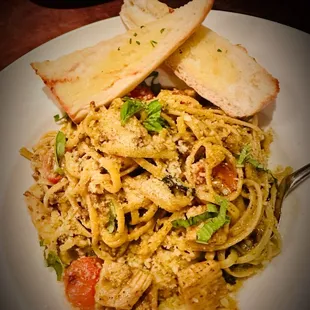 Basil Pesto Linguine