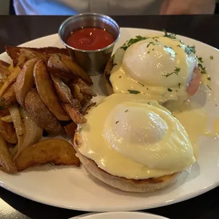 Eggs Benedict
