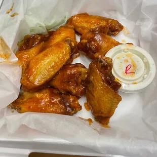 Mango jalapeño wings