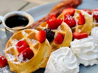 Third Street Social - South Plaza