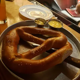 Pretzel.