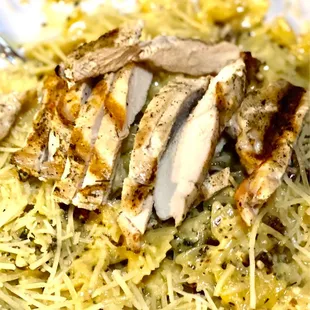 Chicken &amp; Bow Tie Pasta