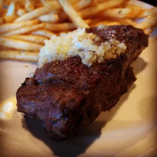 There are many things that I would like to say to you, but I don&apos;t know how  Flat Iron Steak Frites from #taverngrille
