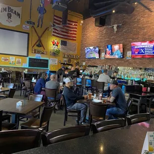 Inside the Tavern Grille