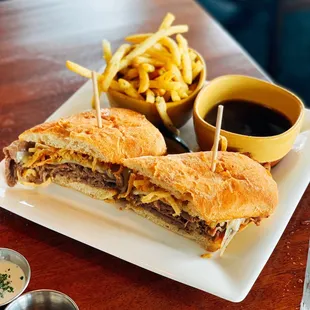 Prime Rib Dip / $21