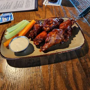 Honey Sriracha Wings