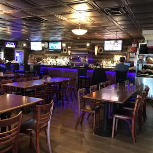 sushi and sashimi, interior