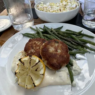 Crab cakes