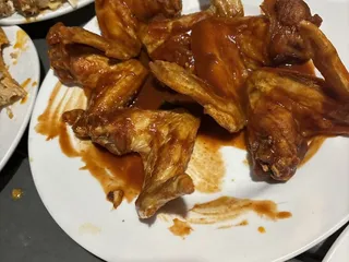 Tatoni's Restaurant And Ale House