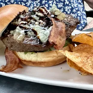Bacon and Blue Burger