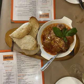 Meatballs Al Sugo